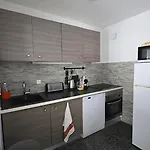 Kris A La Appartement *